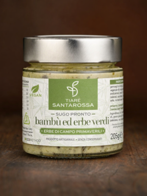 sugo pronto di bambù con erbe verdi